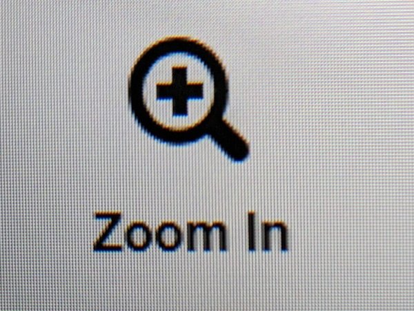 Photo: "Button "Zoom in"