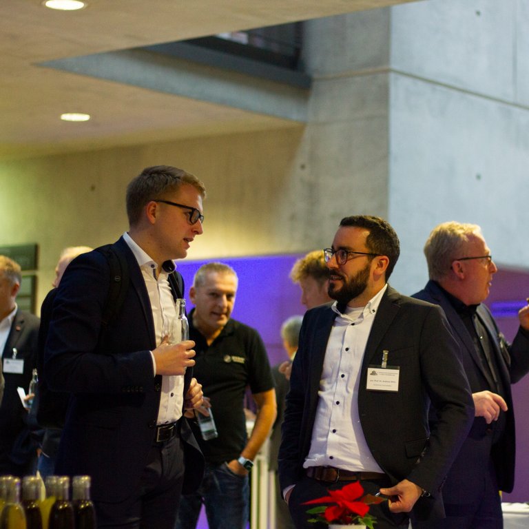 Schmalkalder Werkzeugtagung - Menschen im Gespräch