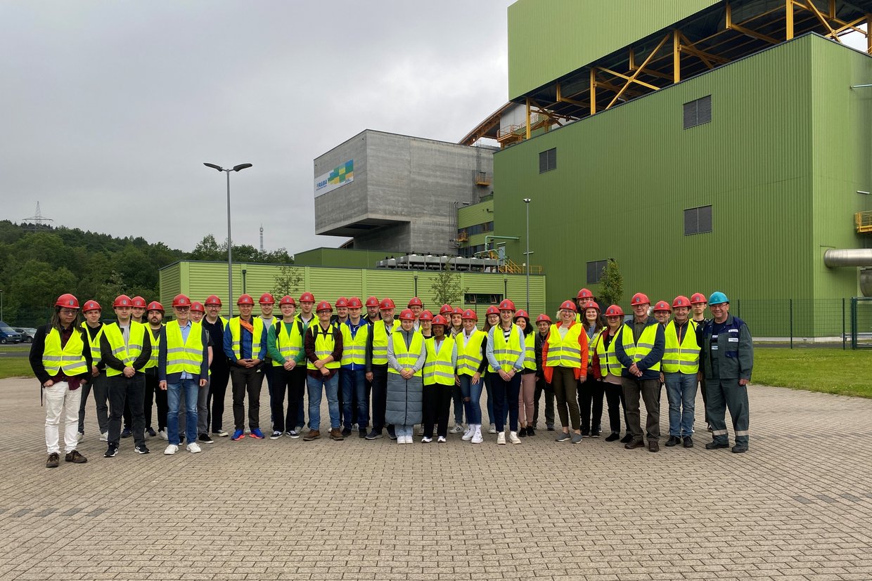 Tag der Fakultät Maschinenbau Gruppenbild Maschinenbau