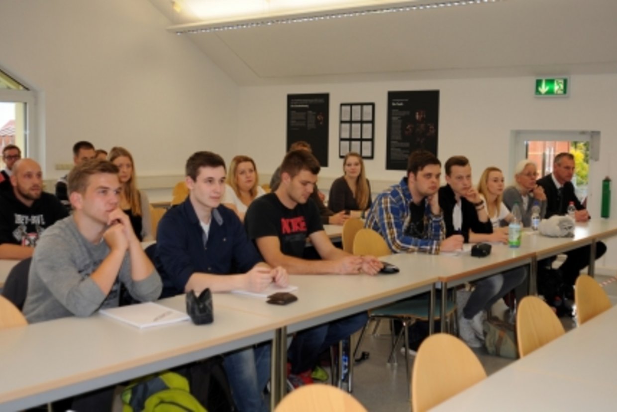 Studierende des Bachelorstudiengangs International Business Law