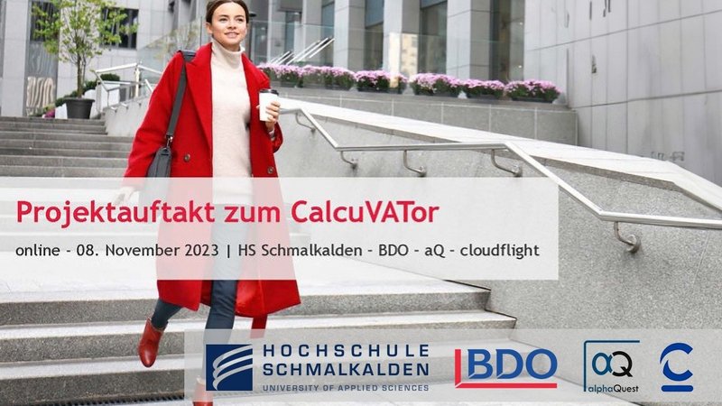 Junge Frau läuft Treppe runter