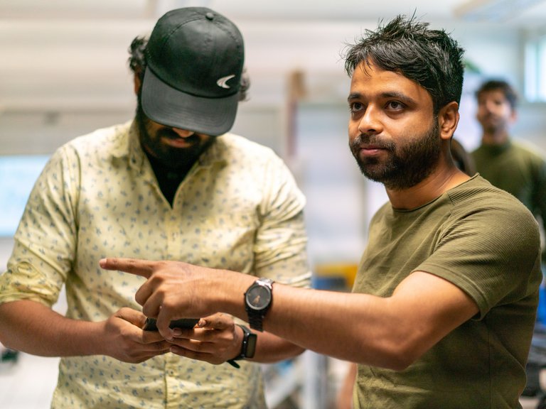 Zwei ausländische Studenten