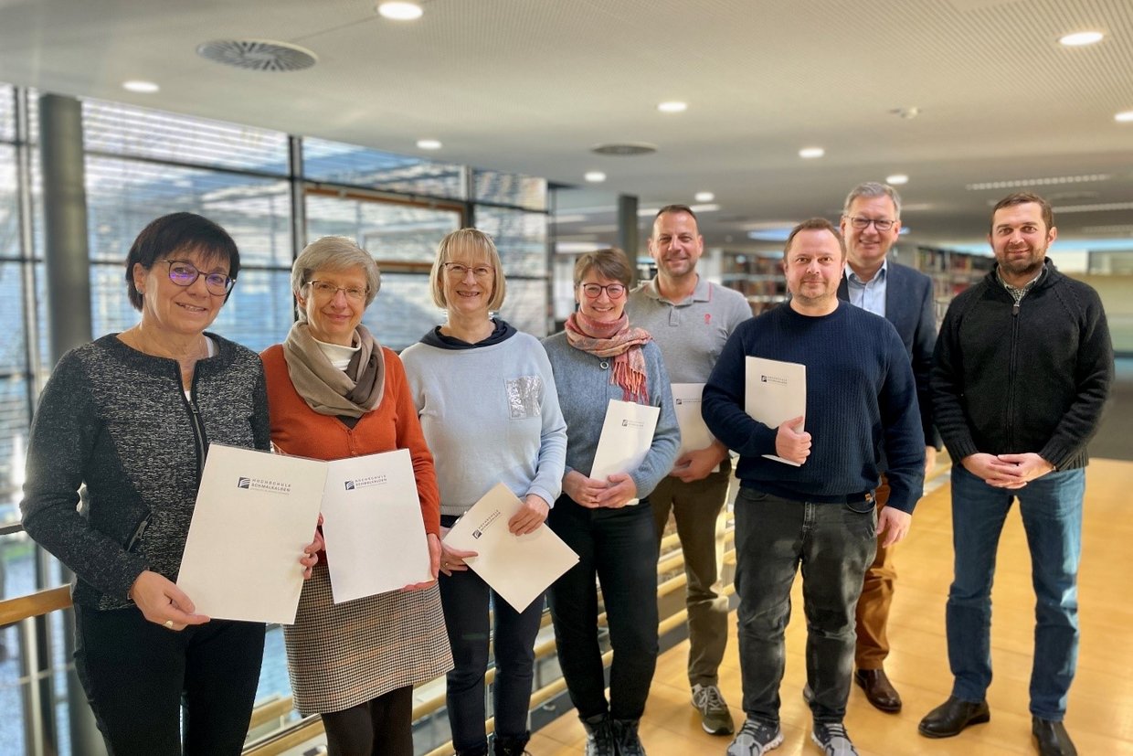 Die Teilnehmer: Christine Gensler, Martina Gratz, Andrea Conradi-Graul, Daniela Gröger, Sven Franke, Dr. Marcus Hornung, Prof. Gundolf Baier, Wolfgang Ramsteck 
