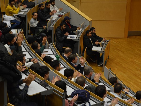 Guests in the lecture hall 