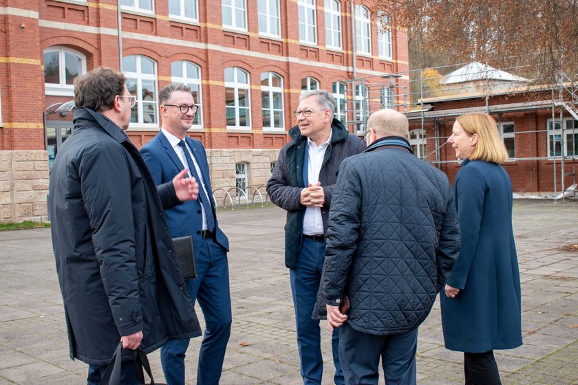 Minister wird empfangen