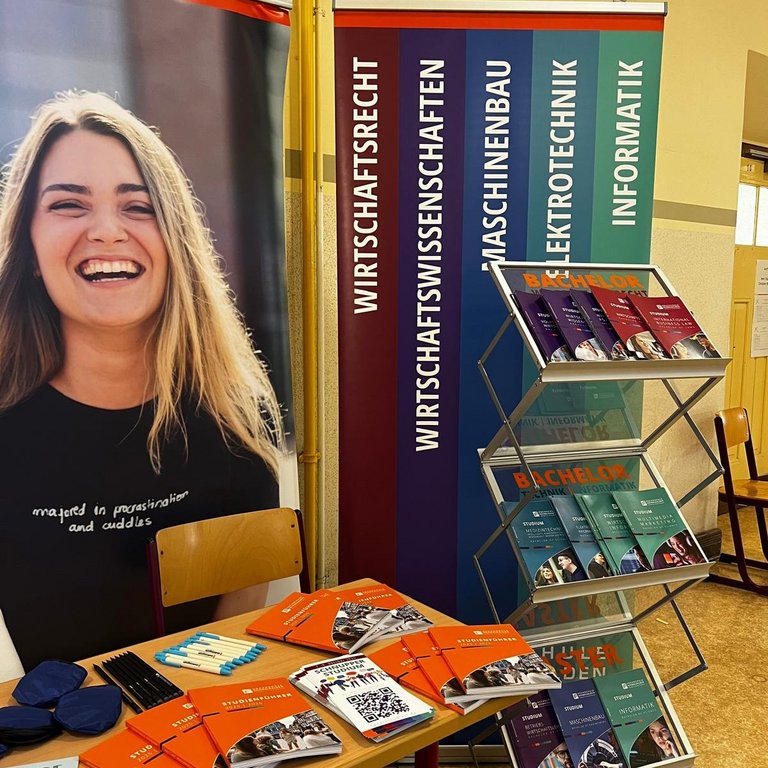 Messestand der Hochschule Schmalkalden