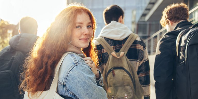 Studentin zum Schnupperstudium