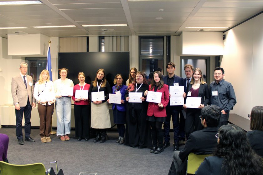 Studierende mit Zertifikat