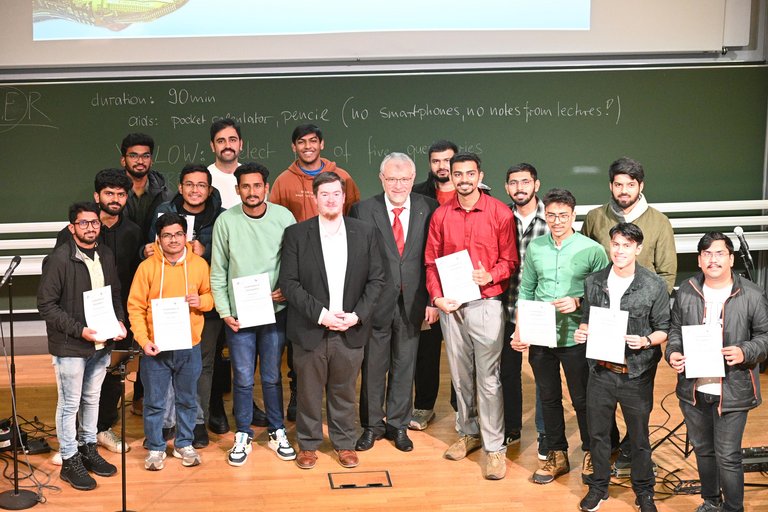 Closing-Ceremony_IEW_25