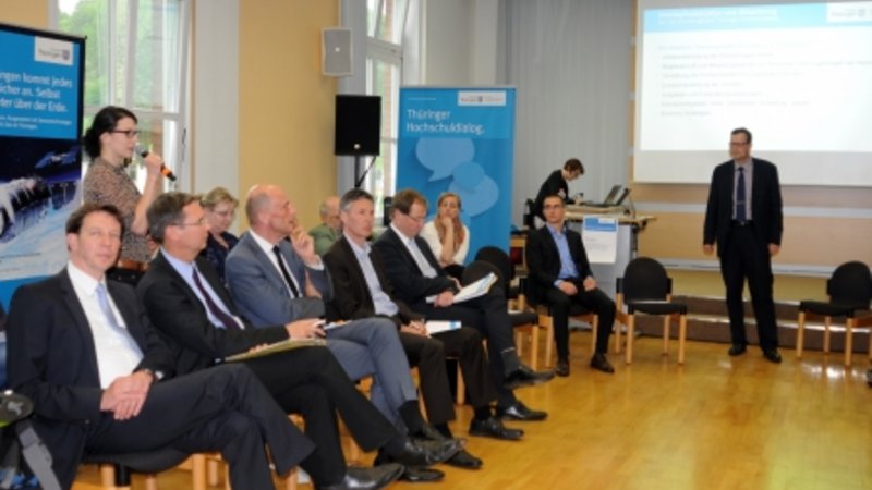 Thueringer Hochschuldialog in der Aula