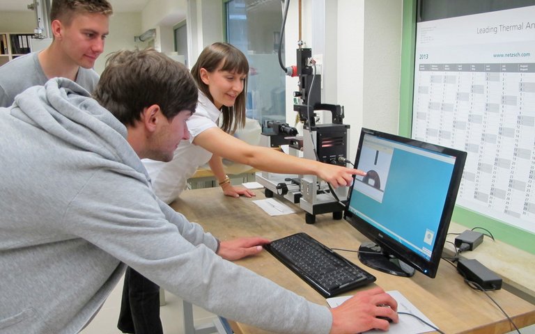 Angewandte Kunstofftechnik (M.Eng.) Angewandte Kunstofftechnik (M.Eng.)