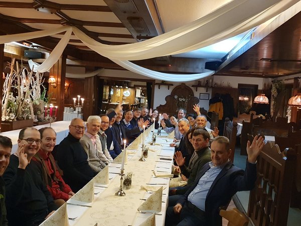 Group photo of the professors and organisers of the IEW 