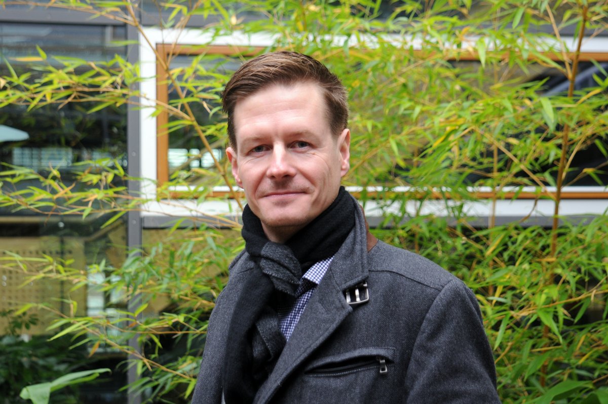 Doktorand Christian Heinze erhält Konferenzpreis