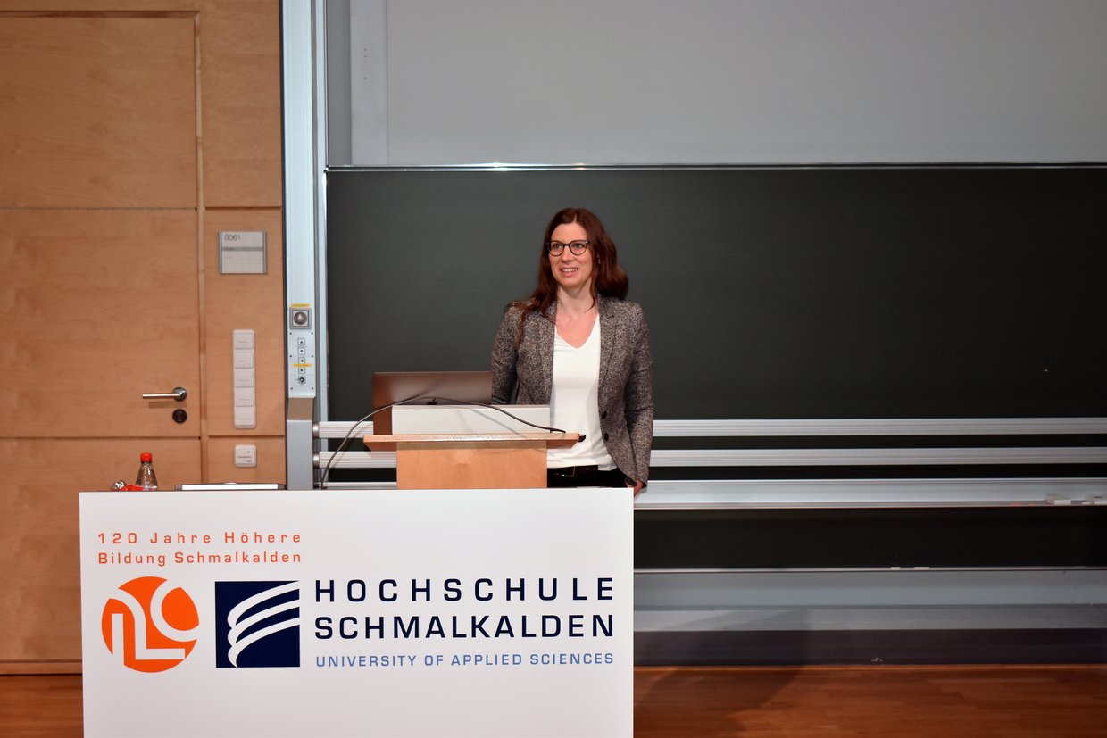 Prof. Mareike Heinemann am Rednerpult