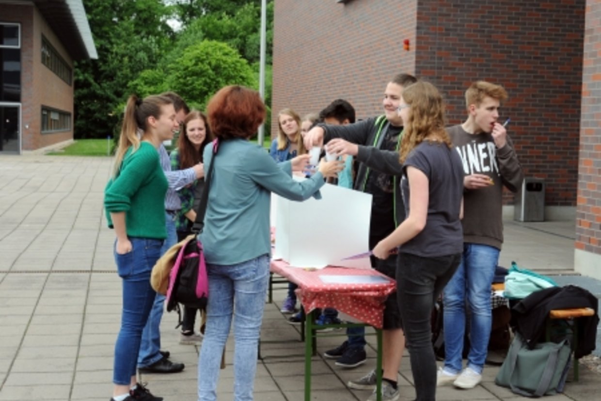 Bilndverkostung Vita Cola auf dem Campus