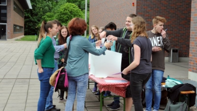 Bilndverkostung Vita Cola auf dem Campus