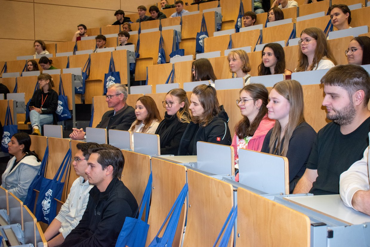 Studierende im Hörsaal
