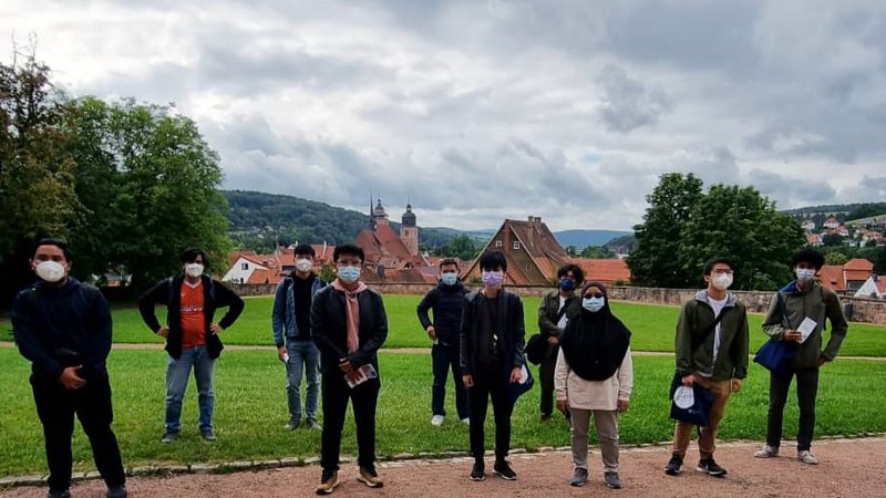 Sprachschüler aus Malaysia in der Stadt Schmalkalden