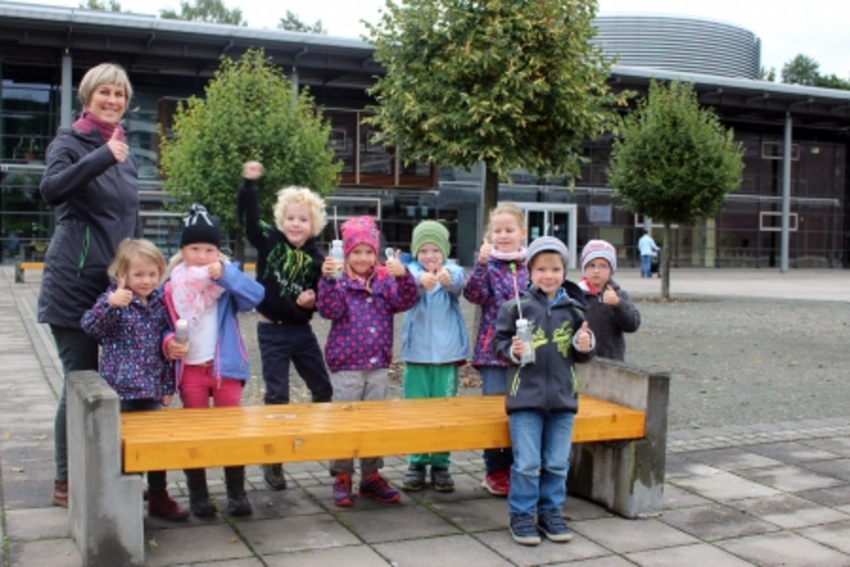 Vorschulkinder auf dem Campus