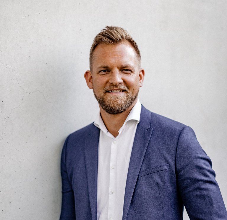 Herr Bätz, Herr Bätz, Gereral Counsel M&A und Investments Schaeffler Group