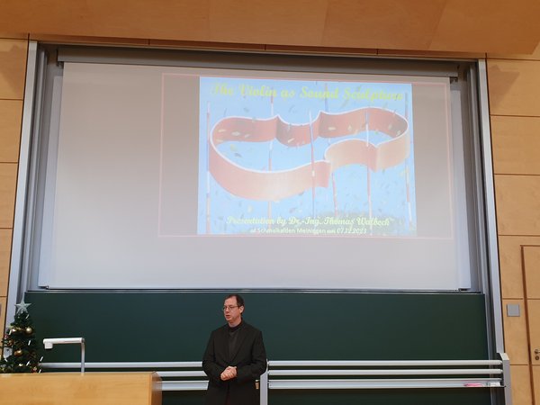 Presentation by Professor Thomas Walbeck
