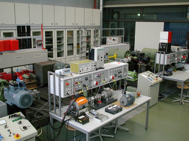 Ansicht Labor Elektrische Maschinen und Antriebstechnik