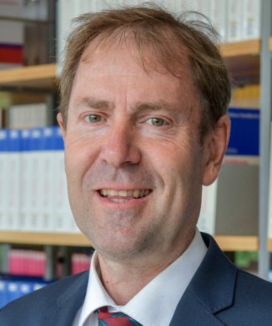 Prof. Dr. Uwe Hettler Prof. Uwe Hettler